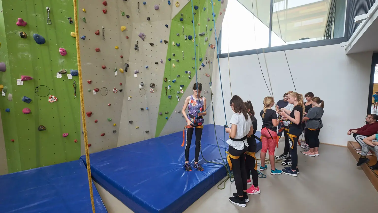 091 klettern 2048p agsprojekte ca 2025 08 23.0d0e1f10734ecebc