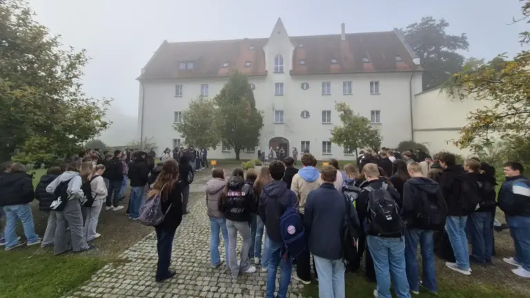 234 sieen 1536p religioesesprofil ca 2025 10 11.9b8dc7de1e3bee3d