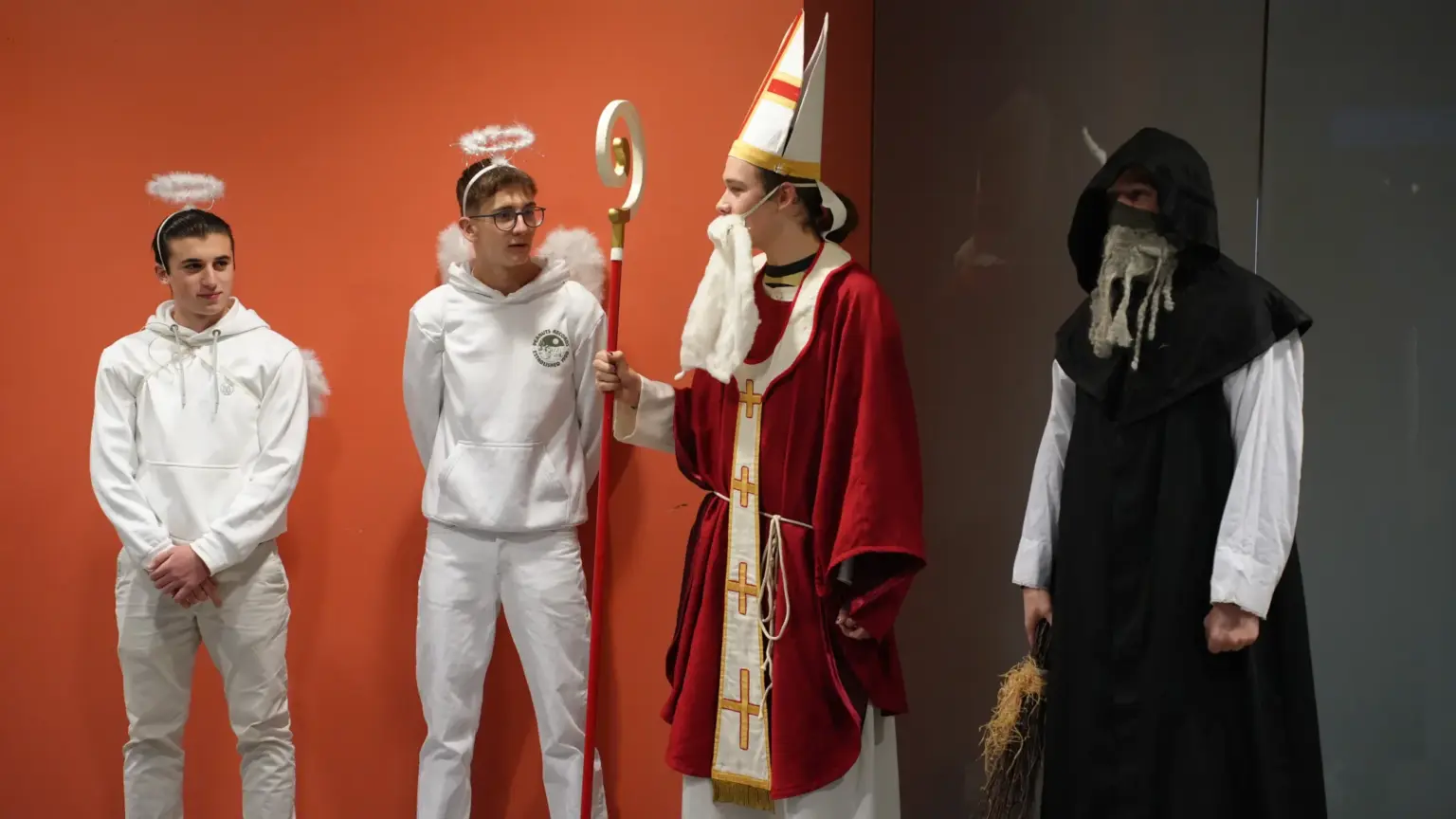 308 nikolaus 2048p smv ca 2026 01 06.248be6efff52fc44